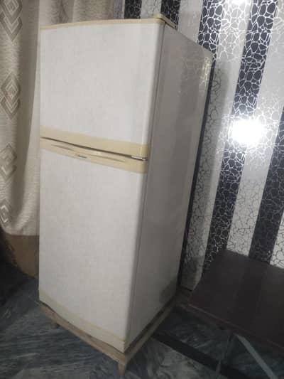 Dawlance Double door , excellent A one Condition. Urgent Sale