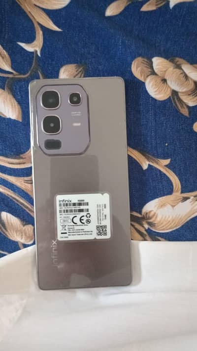 Note 50 good condition 10 by 10 GReeametallic colour