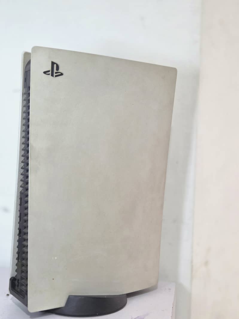 Ps5 console 4