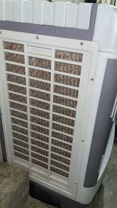 1 month us only 10/10 condition urgent Sale!