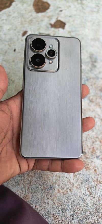 Realmi 12---512