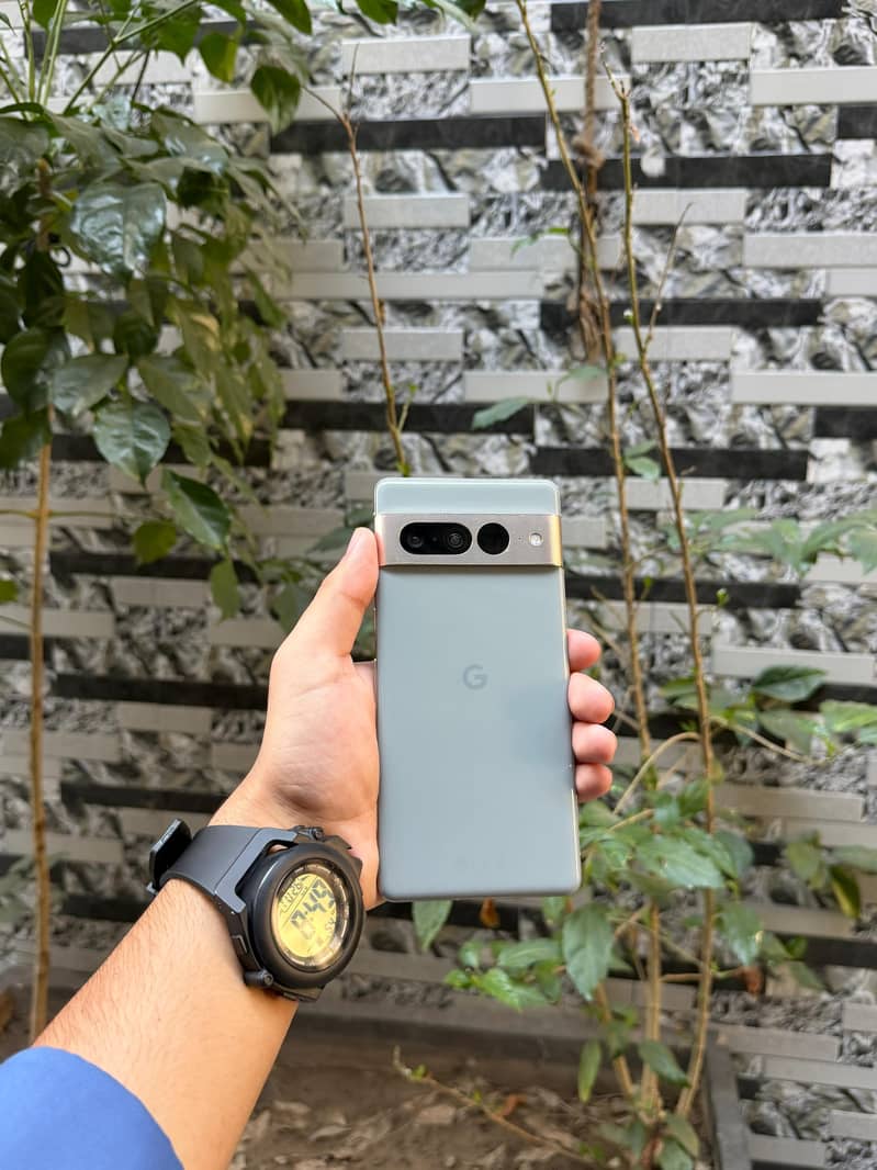 Google Pixel 7 Pro 6