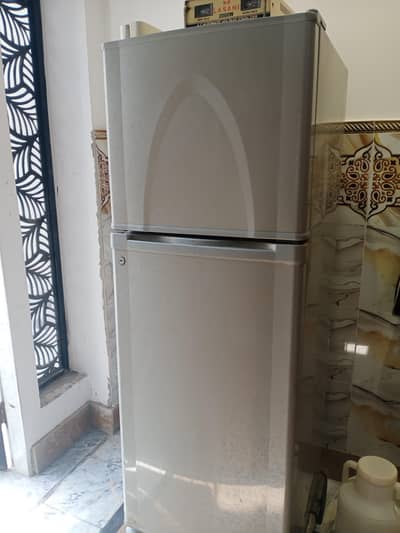 Dawlance fridge