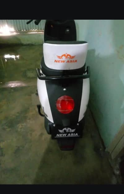 Ramza Yaari Electric Scooter - Like New (Only 10 Days Used)