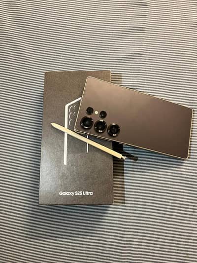 Samsung Galaxy S25 Ultra OFFICIAL PTA 12 GB RAM / 512 GB storage