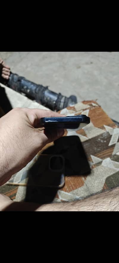 Apple iPhone 15