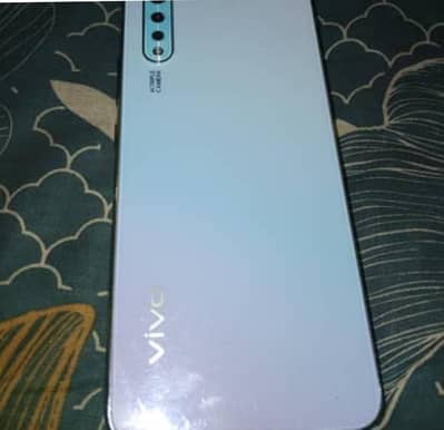 Vivo S1