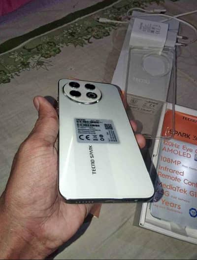 Tecno SPARK 30 Pro 8/128gb