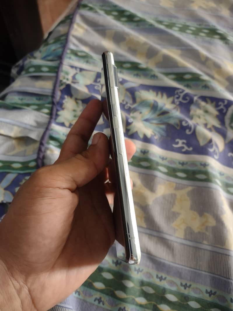 Google Pixel 7Pro 2