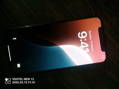 Iphone XS ( Almost new)