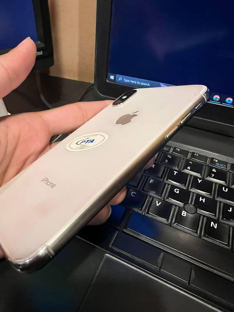 Apple iPhone X 2