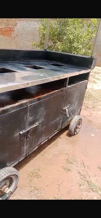 1 Counter stall like mini Hotel 10/10 condition for sale