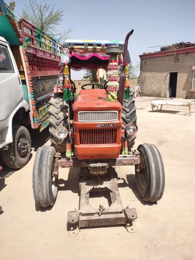 Fiat 640 Tractor and Minos wiper Machine