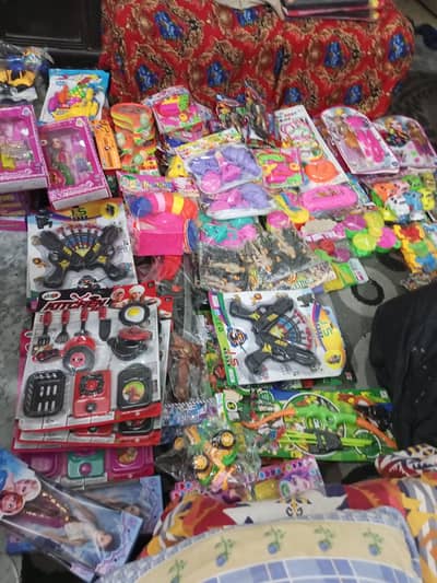 toys arjunt sal hai agar Kise ko chiya wo rapta kary