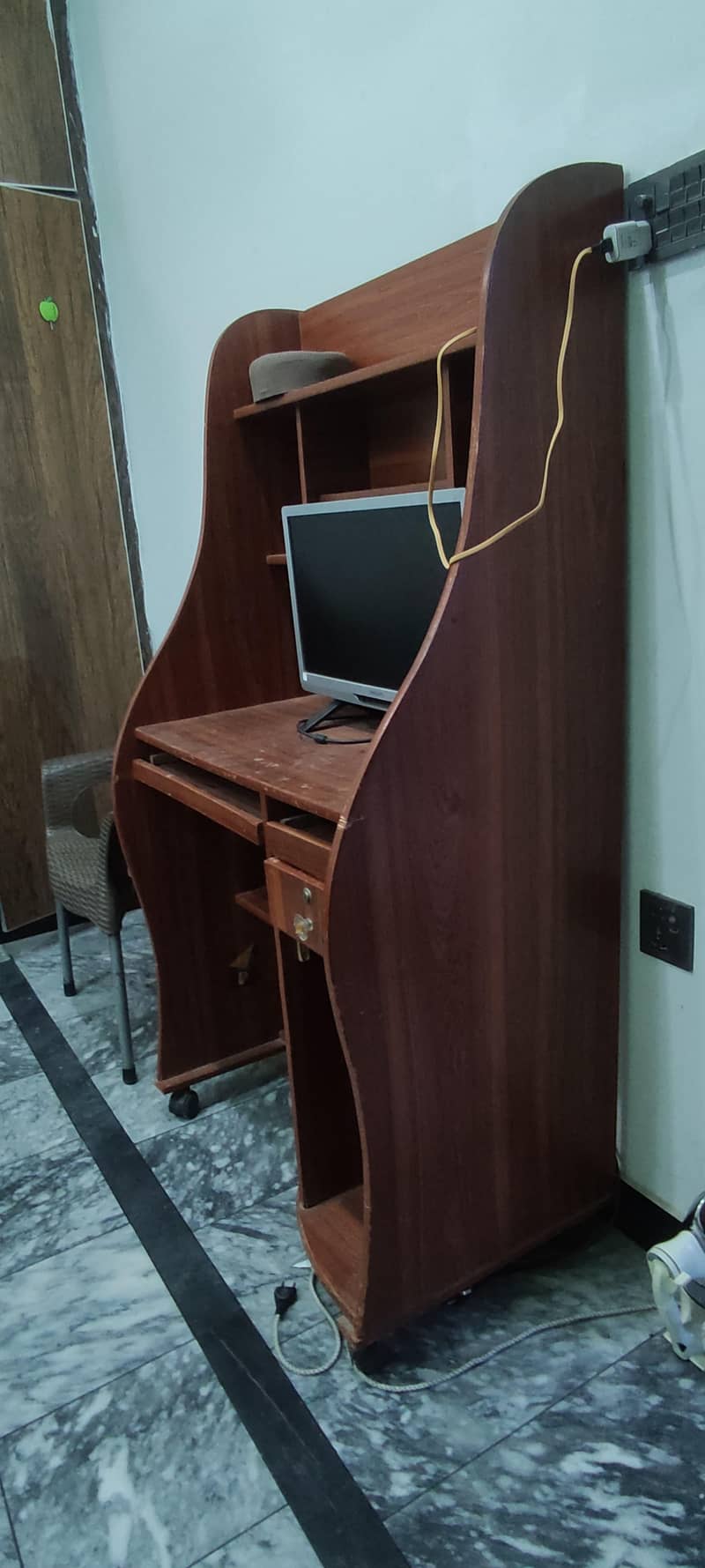 computer table for sale 3
