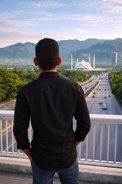 kisi overseas pakistani ko apne ghr ki dhek bhai ke lye family chye
