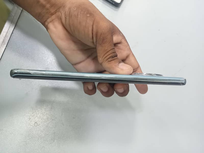 Infinix zero 40 2
