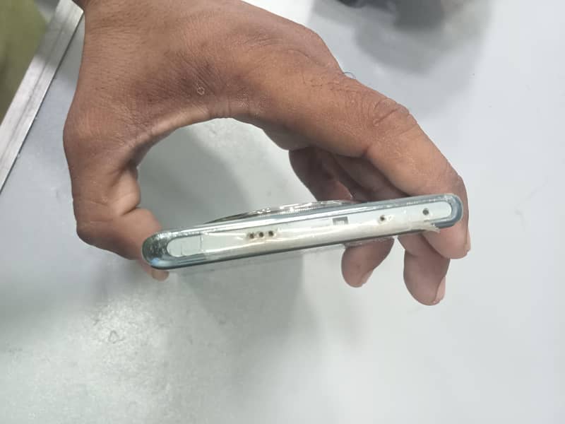 Infinix zero 40 4