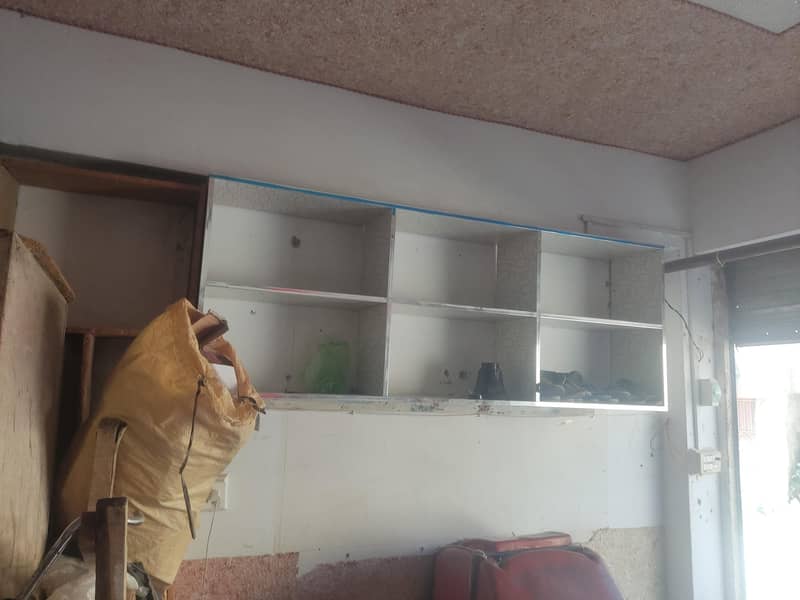 Full shop fitting 4