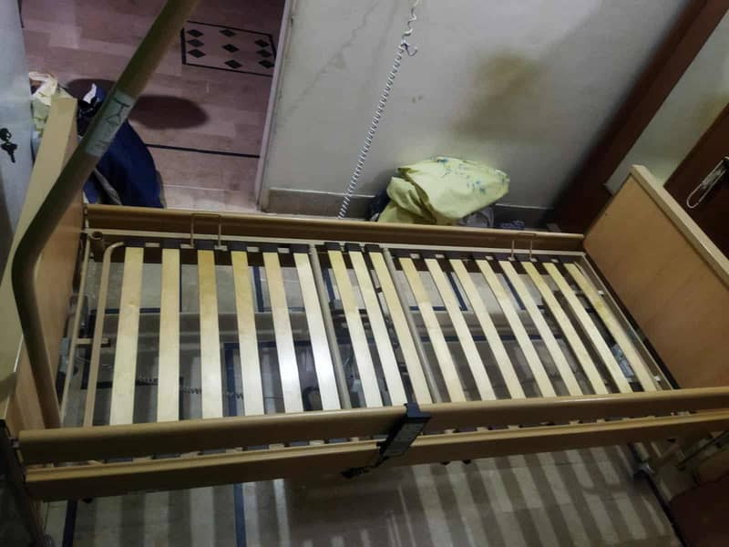 electric bed 0
