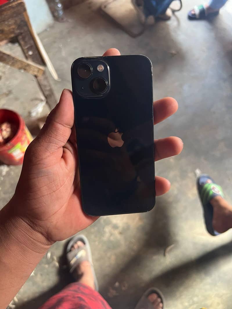 Apple iPhone 13 1