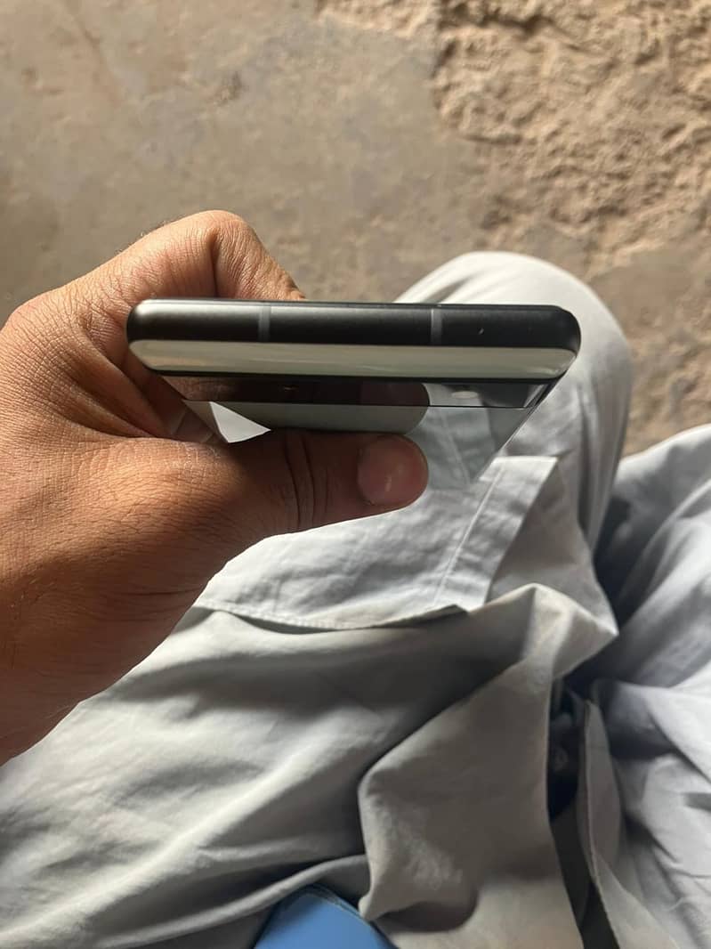 Google Pixel 6a 1