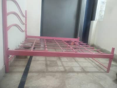 iron bed