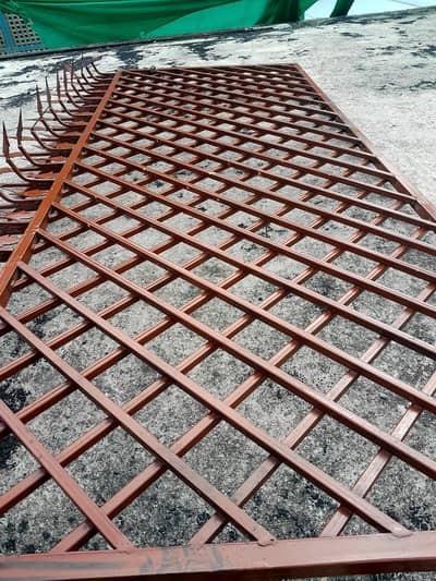 Iron Grill 7.5 feet length and 4 feet heights for sale
