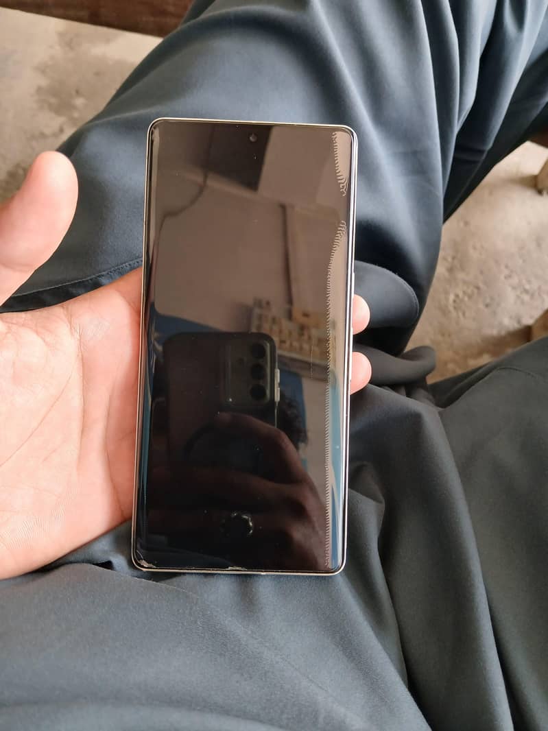 Google Pixel 7 Pro 4