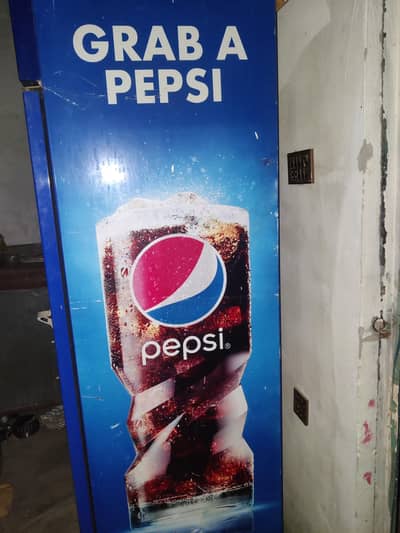 Pepsi Commercial fridge fully okay