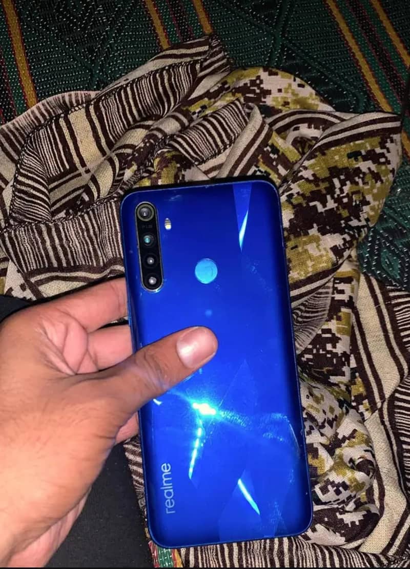 RealMe 5 1