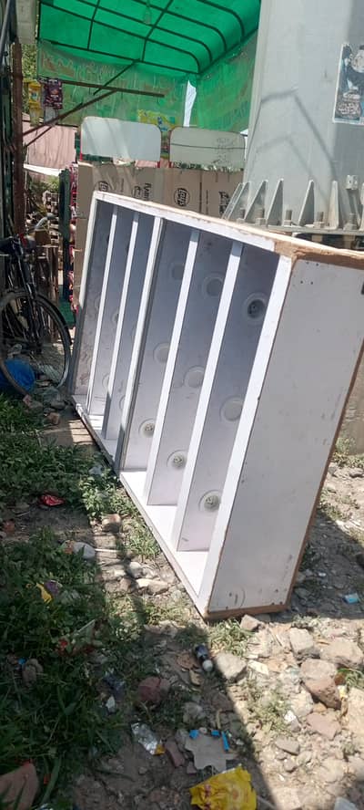 yeh cable urgent mein sale karna ha03069087576 aaya vah Le Sakta