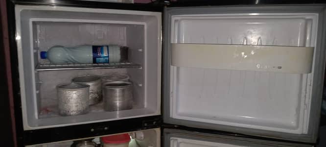 Slightly Used Orient Fridge for Sale