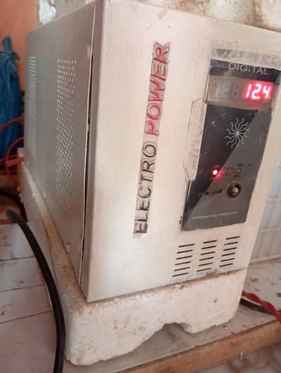 UPS in good condition all ok 5 fan 10 bulbs use on UPS