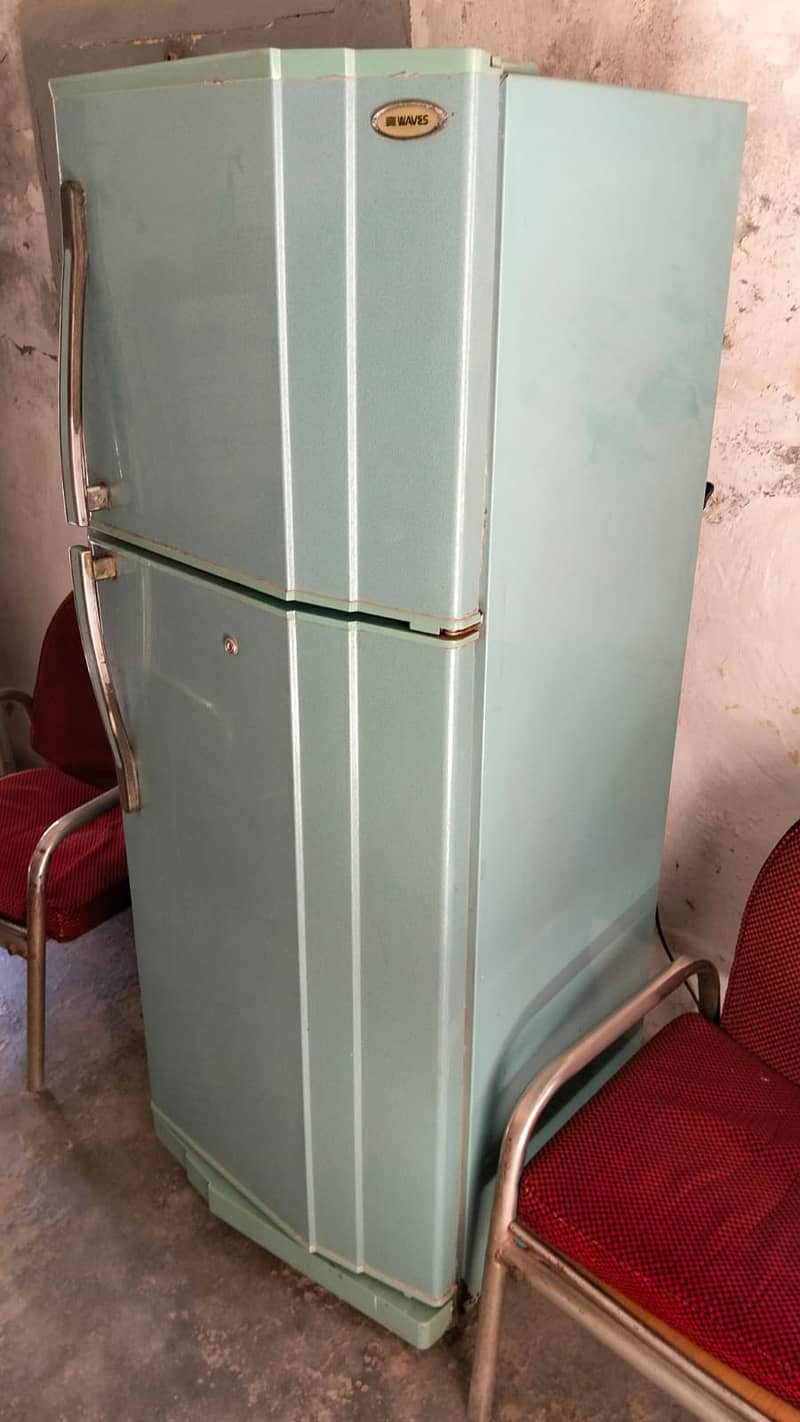 Waves fridge 2