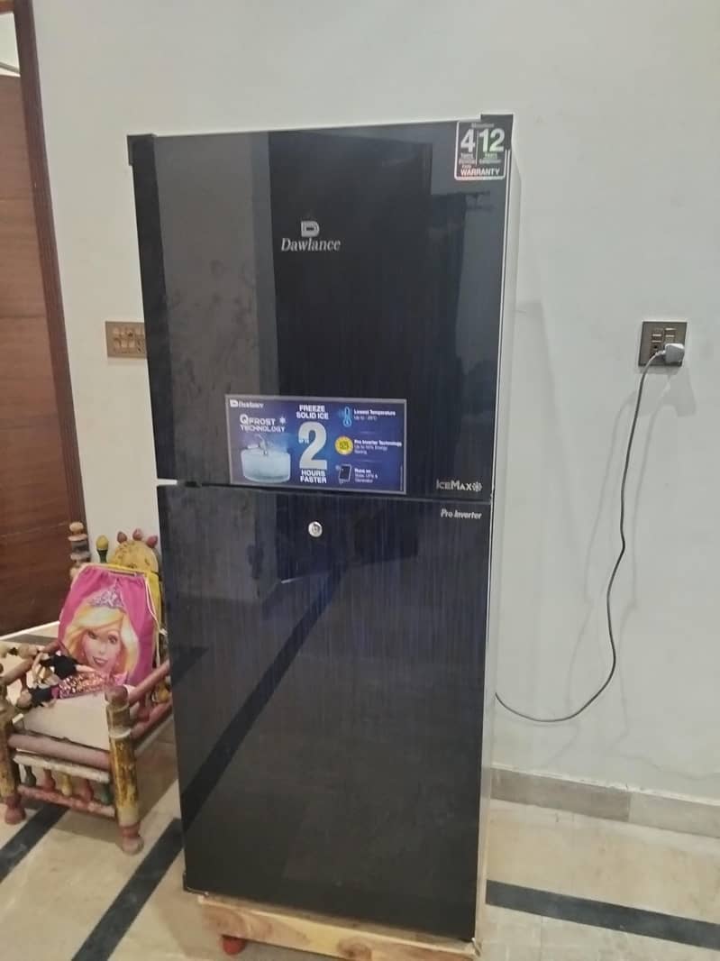 medium fridge 0