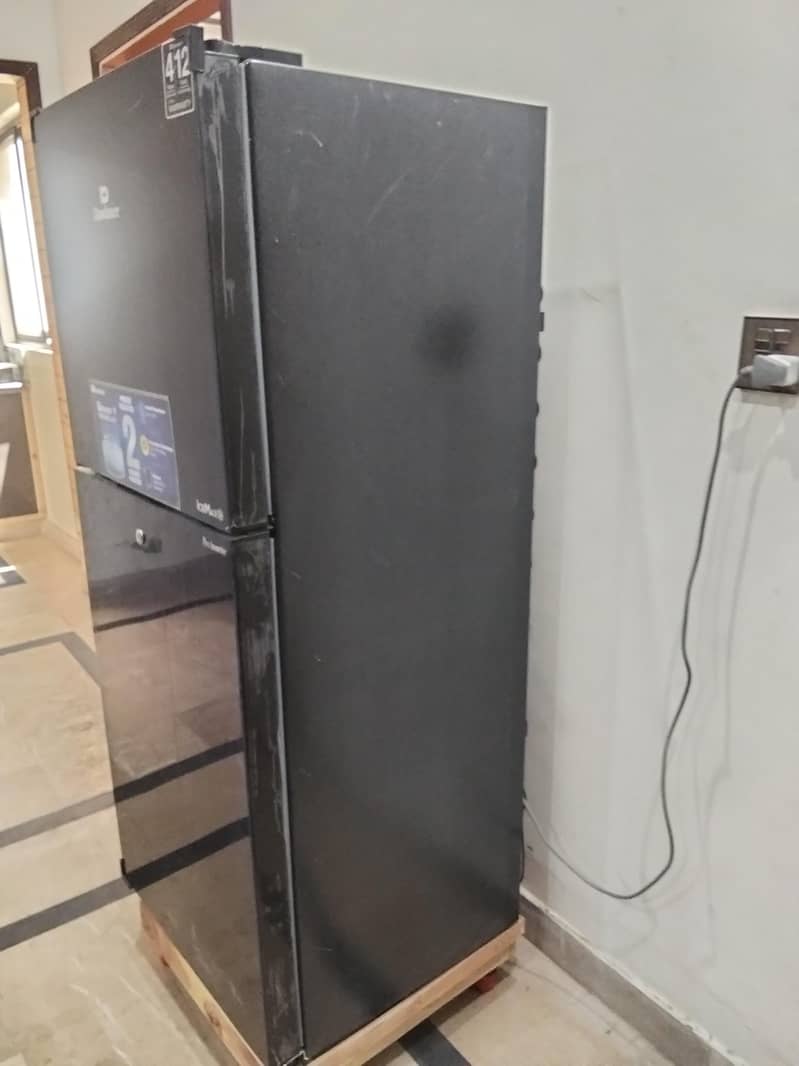 medium fridge 1
