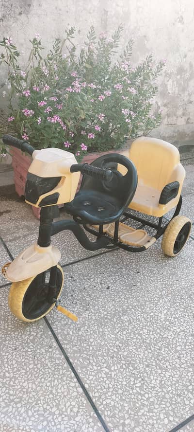 Tricycle for kids | Double seats | 2 - 5 years