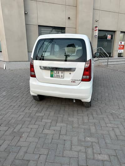 Wagon r VXL 2017 total genuine home used car.