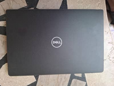 Dell Latitude 7400