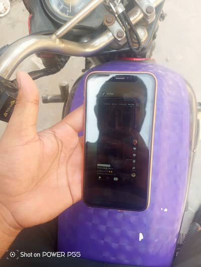 Apple iPhone XR