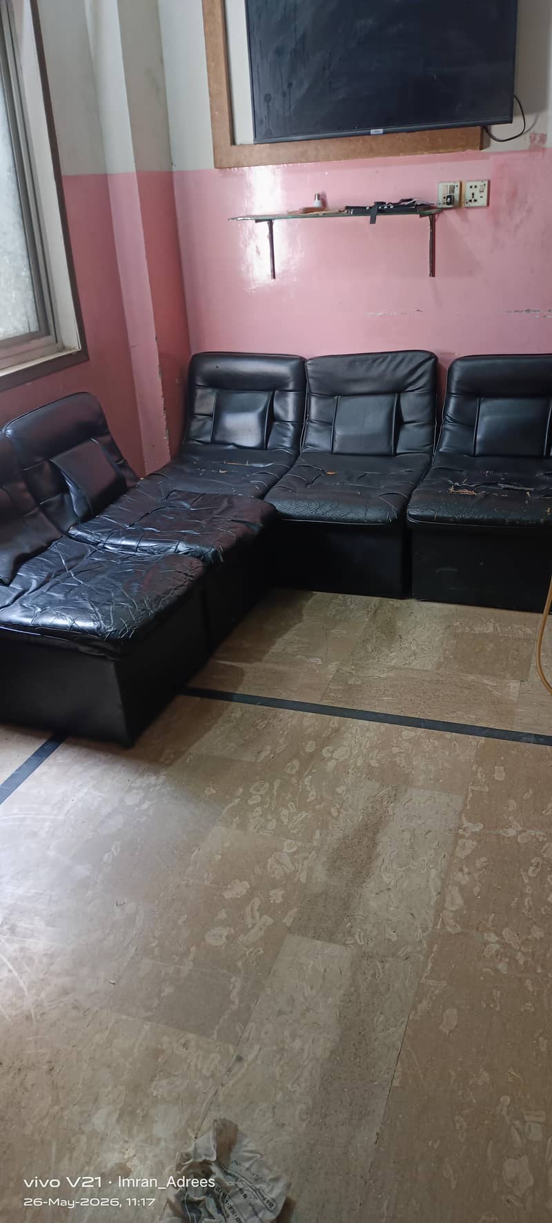 5 piece Sofa 0