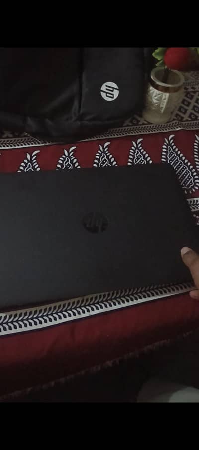 HP Core i7 5 gen 8 GB ram 128 ssd Hard touch screen lighting keyboard
