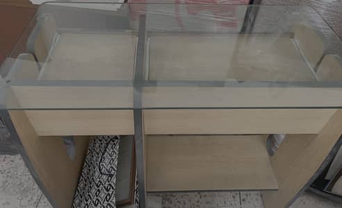 Free office desk