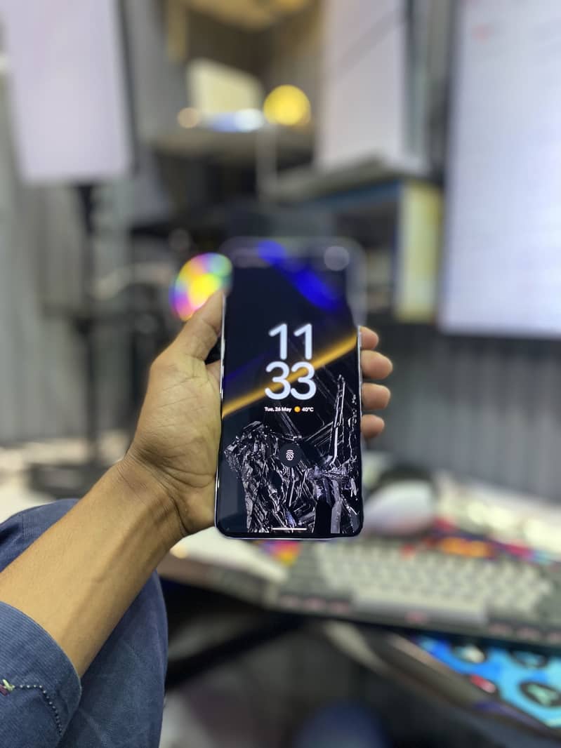 Google Pixel 8 Pro 4