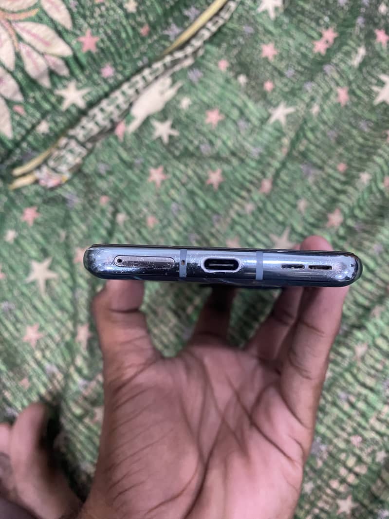 One Plus 10 Pro 3