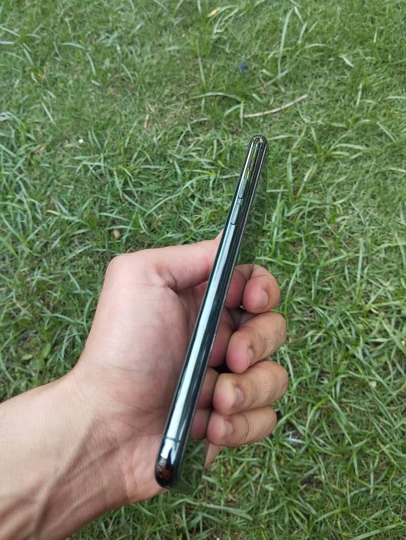 iPhone 11 Pro Max pta approved 5