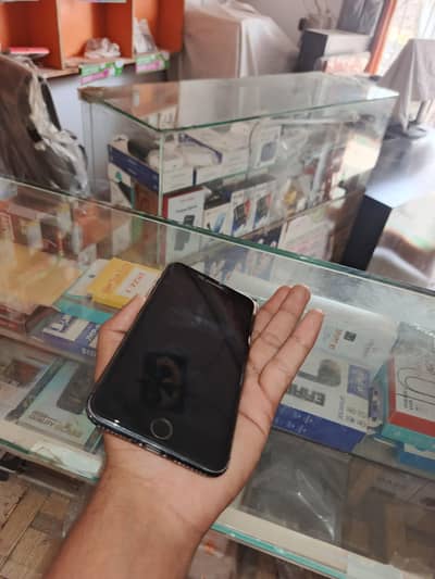 Apple iPhone 7 Plus