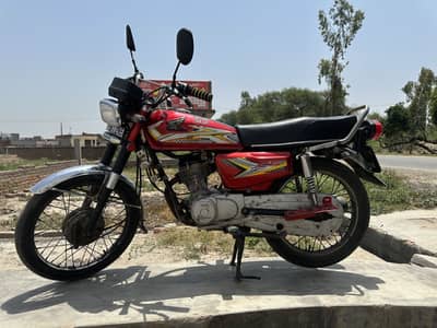 Honda Cg125 2011 Model  watsapp 03416219072