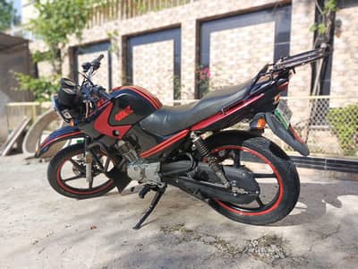 Yamaha YBR 125 G for urgent sale